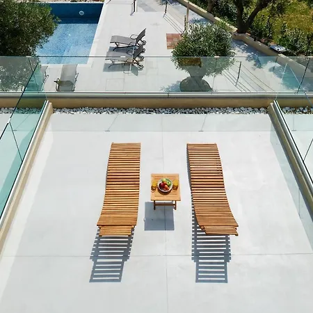 Chronos فندق بورتو كوفو